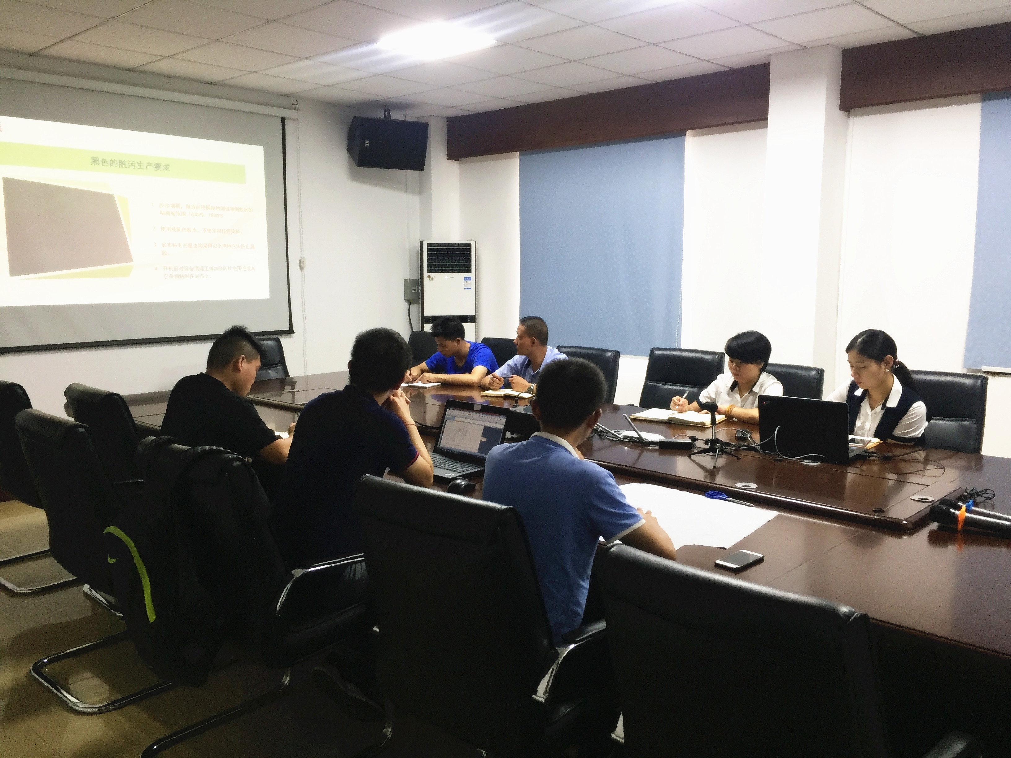 深圳市金峰盛植絨制品有限公司，植絨布研發(fā)